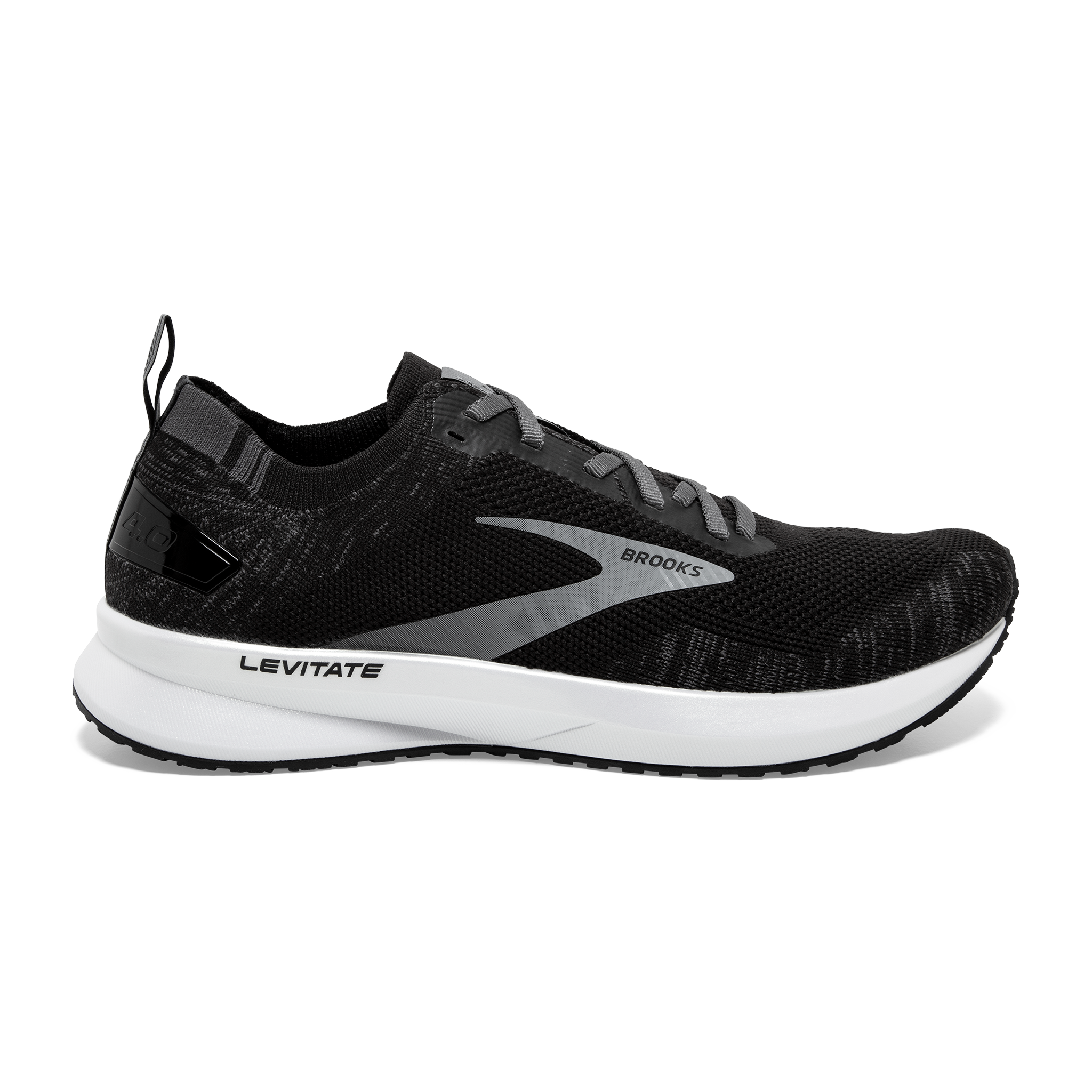 t7tmfnewu6eluqkj2kln Women's Levitate 4 - Image 1